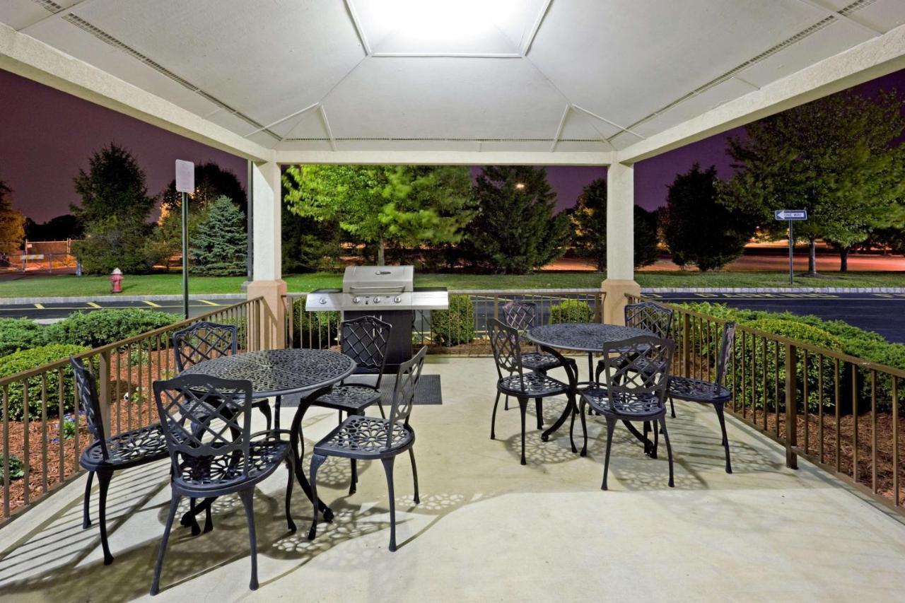 Sonesta Simply Suites Сомерсет Экстерьер фото